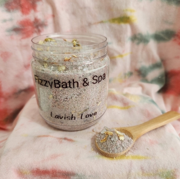 Hand Crafted Other - Handmade Lavish Love fizzy bath salts‎